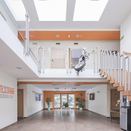 Hotel Orange Przezmierowo Ngoại thất bức ảnh